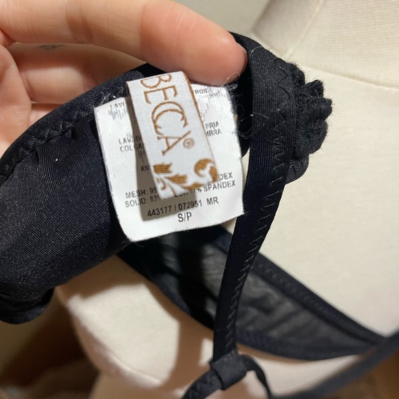 designer Becca crocheted black lace strappy  bikini top Sz Small - Picture 5 of 5